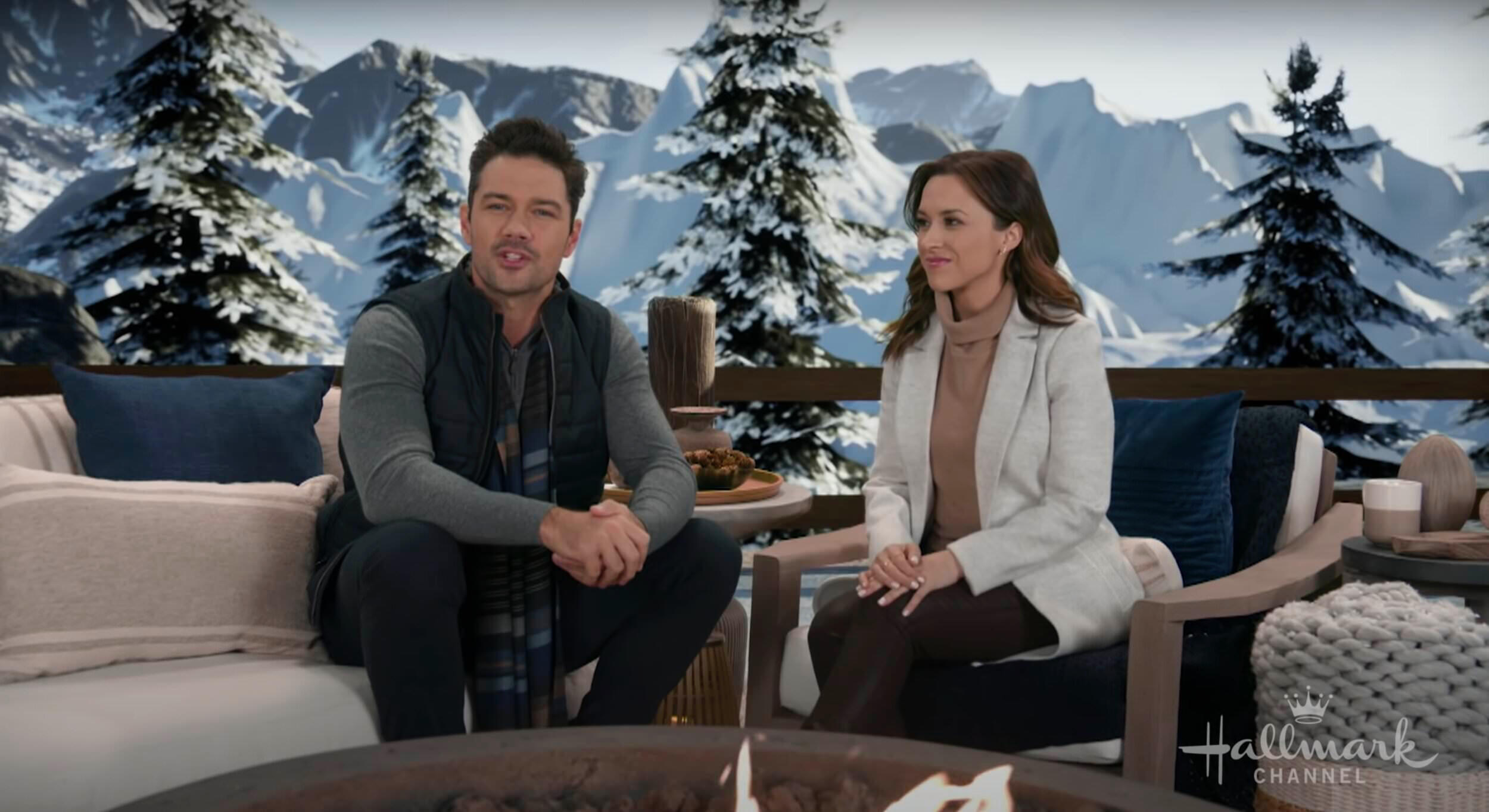 Hallmark Channel Host Wrap Set